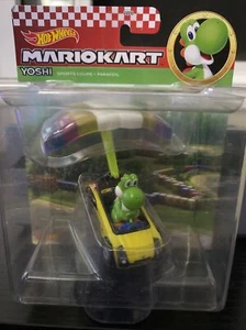 Hot Wheels Mario Kart YOSHI SPORTS COUPE + PARAFOIL GLIDER NEU 2021 - Bild 1 von 3