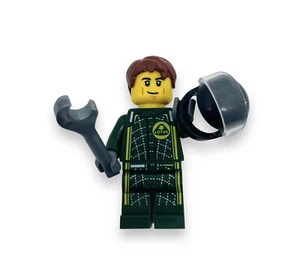 Lego Speed Champions Lotus Evija Driver Minifigure (sc096) 76907 MiniFig - Picture 1 of 5
