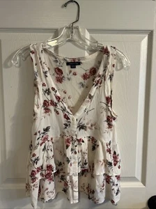 American Eagle outfitters size XS floral Tiered Ruffle Sleeveless Blouse Button - Picture 1 of 12