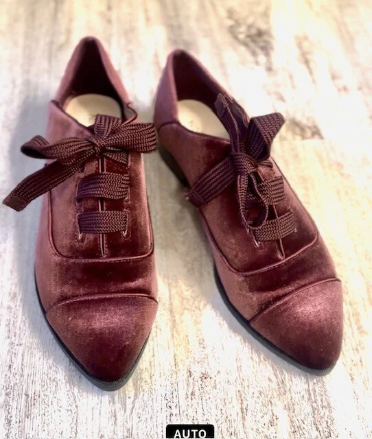 NEW Nine West Women Oxford Cap Toe Shoes 8 M Velvet - Image 1 of 4