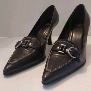 Zapatos de salón Stuart Weitzman cuero marrón oscuro punta puntiaguda 8,5 ancho España - Imagen 1 de 19