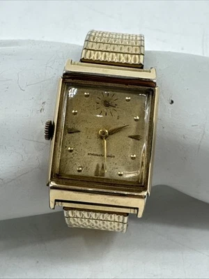 Reloj Tanque Girard Perregaux 17 Joyas Lleno Oro 10k De Colección Foto 1 de 4