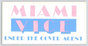 Calcomanía adhesiva vintage Miami Vice Under The Cover Agent sin usar 4x7,5" - Imagen 1 de 2