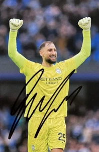 GIANLUIGI DONNARUMMA HAND SIGNED 6X4 MANCHESTER CITY PHOTO - Picture 1 of 1