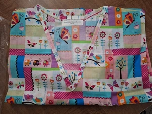 Very Spring Medical Scrub Shirt LARGE - Picture 1 of 1