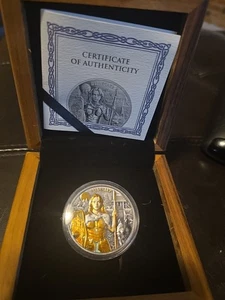 2022 Germania Mint 1OZ Silber Walküren Hildegard Gold Guilded Bu mit Zertifikat - Bild 1 von 4