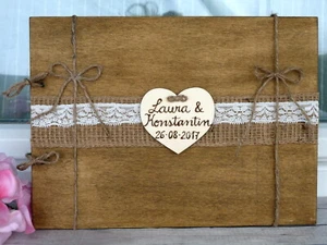 Rustikales Gästebuch aus Holz. Personalisiertes Geschenk, graviert. - Bild 1 von 12