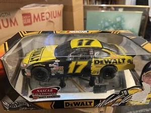 Mattel Hot Wheels 2004 NASCAR #17 Matt Kenseth DeWALT Race Day Series 1:24 NIB - Picture 1 of 1