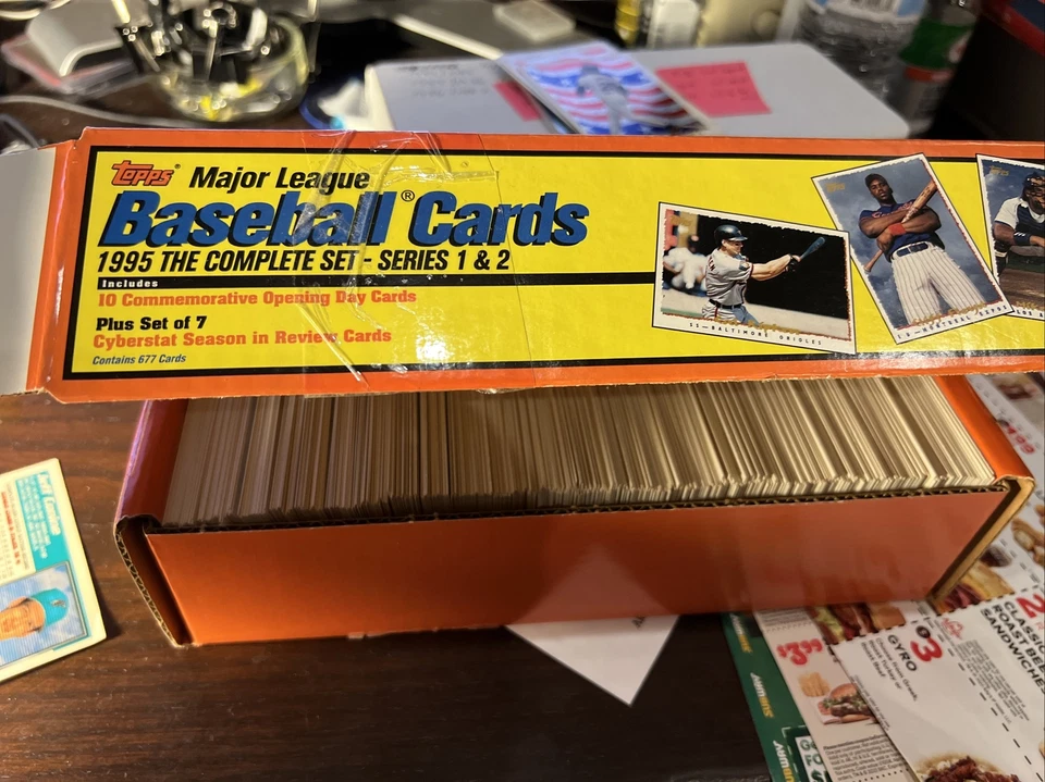 1995 Topps Baseball #251-500 Set Break Pick from List - Image 1 of 1