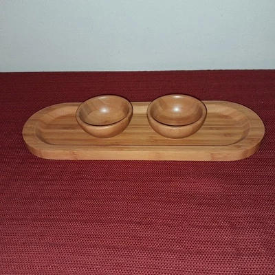 Pampered Chef Bamboo Cracker Snack Tray & 2 Wooden Dip Bowls - Image 1 of 4
