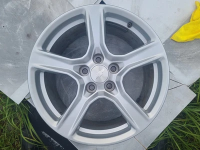 Chevy Camaro 18" x 8.5" SILVER Wheel Aluminum Rim 22998072 OEM 5758 Chevrolet - Image 1 of 4