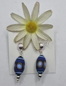 Orecchini con murrina veneziana in fantasia blu, orecchini blu, vetro di Murano - Foto 1 di 6