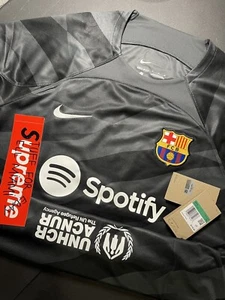 Size XL Nike FC Barcelona 23/24 Stadium Goalkeeper Soccer Jersey DX2635-061 - Picture 1 of 11
