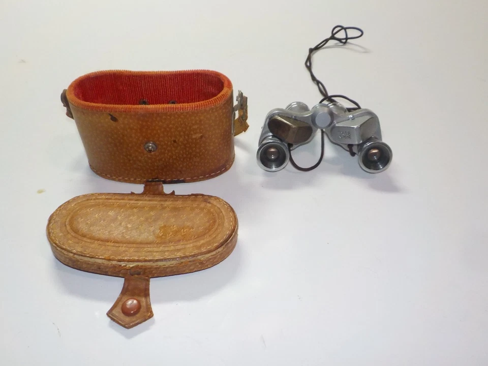 Vintage Mini Binoculars Opera Glasses 7x18 No 1076 Japan - Image 1 of 4