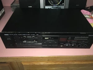 YAMAHA KX-200U NATURAL SOUND STEREO CASSETTE DECK-FOR PARTS ONLY - Picture 1 of 5