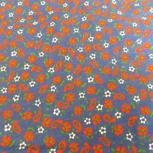 Floral Red Flowers on Blue Cotton Woven 1Yd 12" x 44 quilt Crafts - Picture 1 of 3