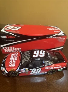 CARL EDWARDS AUTOGRAPHED 2005 FORD TAURUS OFFICE DEPOT OWNERS DIECAST & CARD - Picture 1 of 4