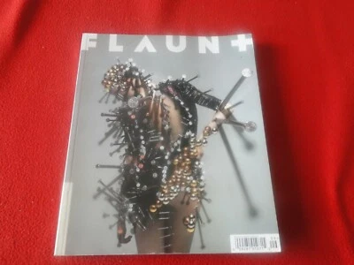 Vintage Celebrity Magazine Flaunt No. 97 Calvin Klein Carla Gugino           P55 Foto 1 de 4