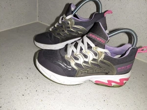 Sketchers Air-cooled memory foam Trainers UK Size 3 - Picture 1 of 16