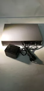 Extron P/2 DA4LC VGA/SVGA Distribuation Amplifier - Picture 1 of 7