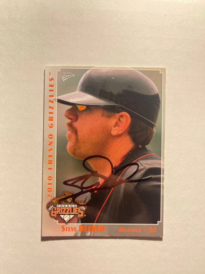San Francisco Giants STEVE DECKER Signed Card - Image 1 of 1