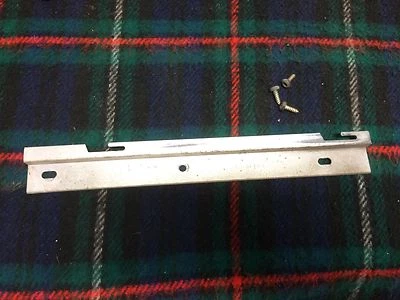 Удлинитель левого переднего бампера Saab Classic 900 алюминиевое крепление (87+) - Изображение 1 из 2