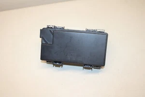 13 CARAVAN TOWN & COUNTRY TIPM FUSE RELAY POWER MODULE BOX 68163904AB - Picture 1 of 8