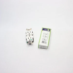 Receptáculo dúplex de cuerpo ancho Leviton blanco 2 polos 15A 125V 8200-W - Imagen 1 de 5