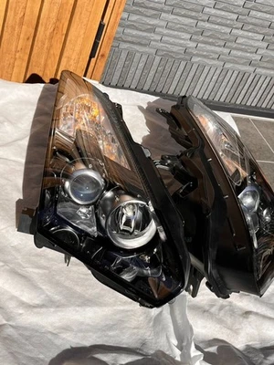 Juego de faros HID izquierda derecha originales Nissan R35 GT-R OEM modelo medio temprano Foto 1 de 4
