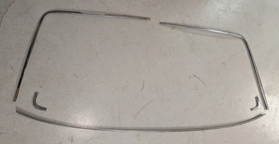 Molduras de parabrisas Plymouth Duster Demon 1970-1976 Dodge Dart Sport 1971 1972 Foto 1 de 4