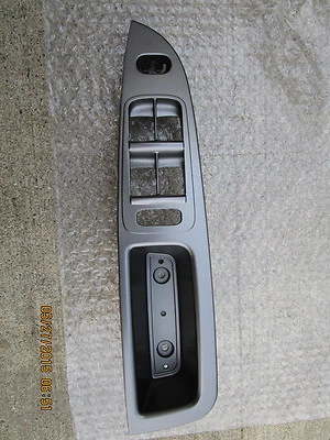 07-09 SATURN AURA XE XR HYBRID MASTER INTERRUPTOR VENTANA ELÉCTRICA BISEL MOLDURA PLATEADO NUEVO Foto 1 de 4