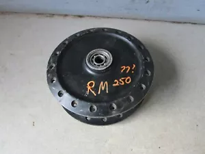 BUJE DE TAMBOR DELANTERO SUZUKI RM 125-370 TC TM TS 100-400CC 1971-77 USADO FABRICANTE DE EQUIPOS ORIGINALES 54110-16502 - Imagen 1 de 4
