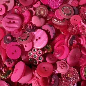 Lotto misto bottoni premium tinti neon rosa caldo tutte le taglie per abbellimenti - Foto 1 di 3