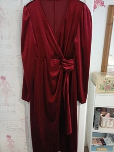Red Velvet Dress Size Xl - Picture 1 of 4