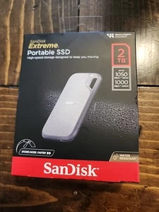 SanDisk 2TB Extreme Portable External SSD SDSSDE51-2T00-AW25*BRAND NEW* - Photo 1/2