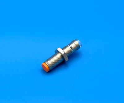 IFM Efector IFS205 Proximity Sensor (TSC) - Image 1 of 4