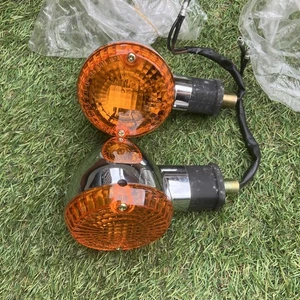 Pair of Stanley 0784 SAE DP 83 DOT JAPAN motorcycle rear Indicators - Picture 1 of 5