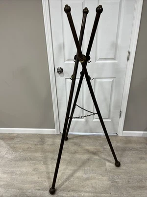 Antiguo perchero de madera victoriano de 5 pies de alto 6 ganchos Foto 1 de 4