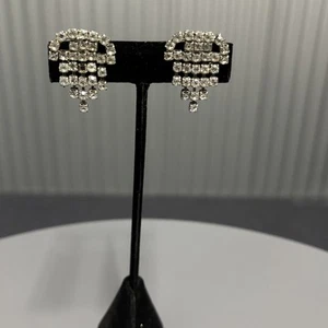 Vintage SG D’OR Signed Rhinestone Clip On Earrings Art Deco Cluster 1in Jewelry - Picture 1 of 8