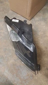 Ski-doo  MXZ TNT ETEC  600  2009   RIGHT HEAD LIGHT              LQQQQQQQQK - Imagen 1 de 5