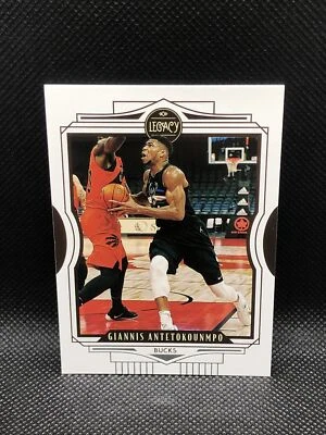 2020 Panini Chronicles #689 Giannis Antetokounmpo Legacy Retail Exclusive Bucks - Image 1 of 4
