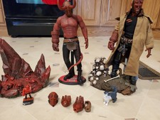1/6 Hot Toys Hellboy Custom Lot