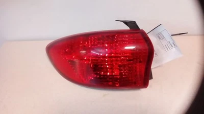 Luz trasera izquierda del conductor cuarto de panel montado SUBARU B9 TRIBECA 2007  Foto 1 de 4