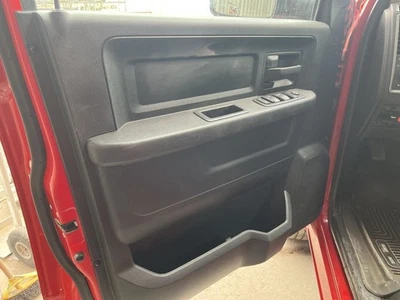 13-23 RAM 1500 LF DOOR TRIM PANEL ASSY GRAY 7DT73TX7AA - Изображение 1 из 4