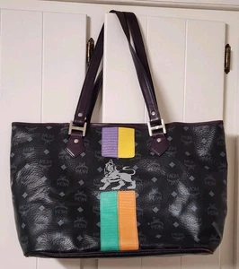 Bolso de compras grande de cuero recubierto negro MCM Visetos - Imagen 1 de 7