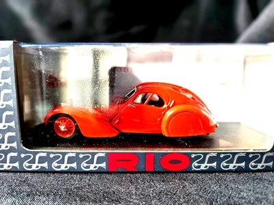 Rio 1938 Bugatti 57 SC Atlantic Red 1:43 Scale Inv. #3793 - Image 1 of 3