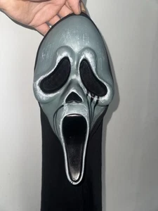 Reshrouded Dead By Daylight Arctic Ghostface Mask - Picture 1 of 4