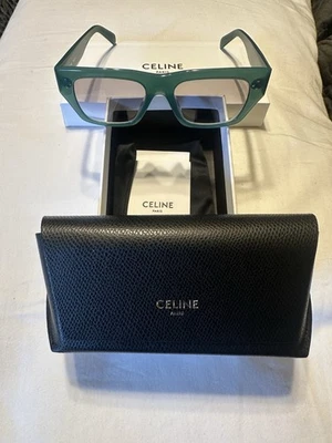 GAFAS DE SOL GREEN CELINE BOLD 3 PUNTOS HD CL40297U venta al por menor por $480.00 Foto 1 de 4