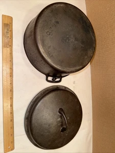 Vintage Wagner Ware Sidney O - Round Roaster 8 & Lid Cast Iron - Picture 1 of 10