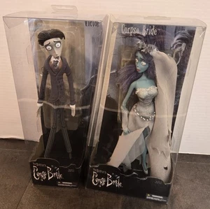 OPEN TIM BURTONS CORPSE BRIDE EMILY & VICTOR MCFARLANE DOLLS Hot Topic 2005 - Picture 1 of 7